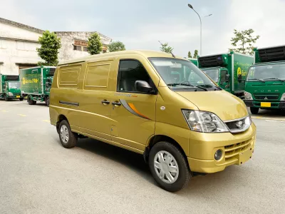 123oto THAY KÍNH XE Ô TÔ tải Thaco Towner tận nơi